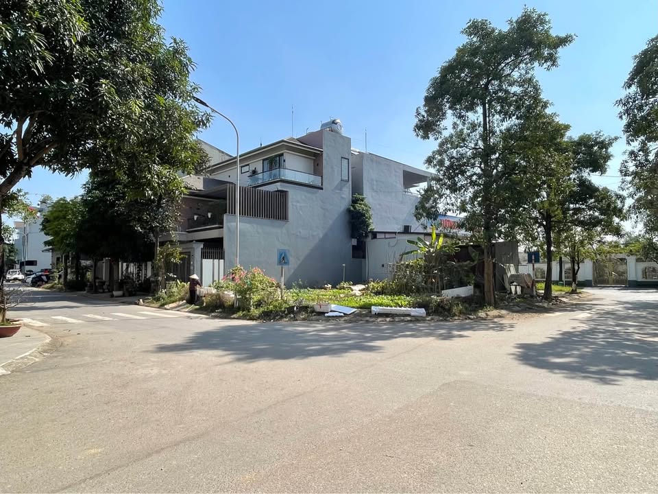 Đất nền góc 2 mặt tiền Làn 2 Hồ Xương Rồng 165m² giá 1 tỷ - Vị trí đắc địa trung tâm!