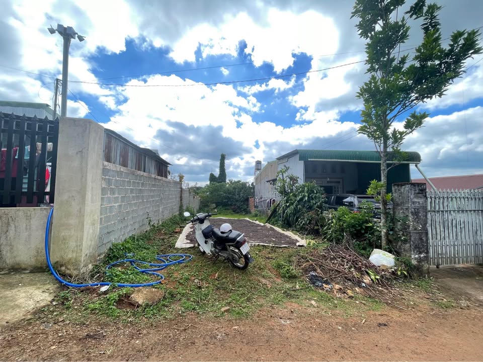 Đất Hẻm 38 Lý Chính Thắng, Bảo Lộc 198m² giá 2.4 tỷ - Đầu tư sinh lời tuyệt vời!