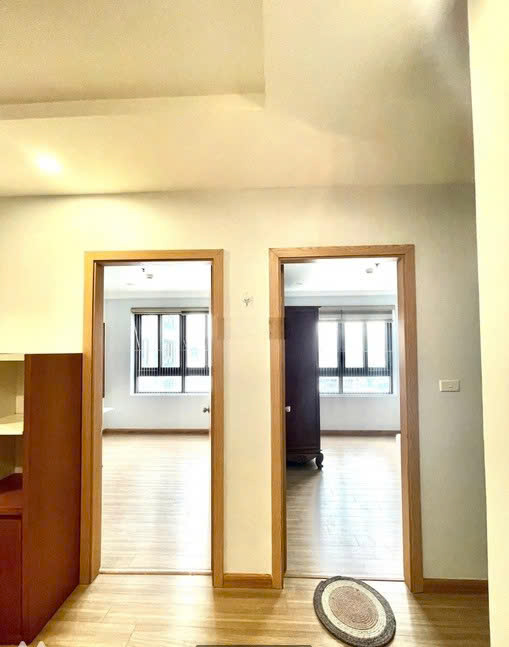 Căn hộ 3PN Chung cư 26 Liễu Giai, quận Ba Đình - Giá 20 triệu/tháng, sẵn sàng vào ở!