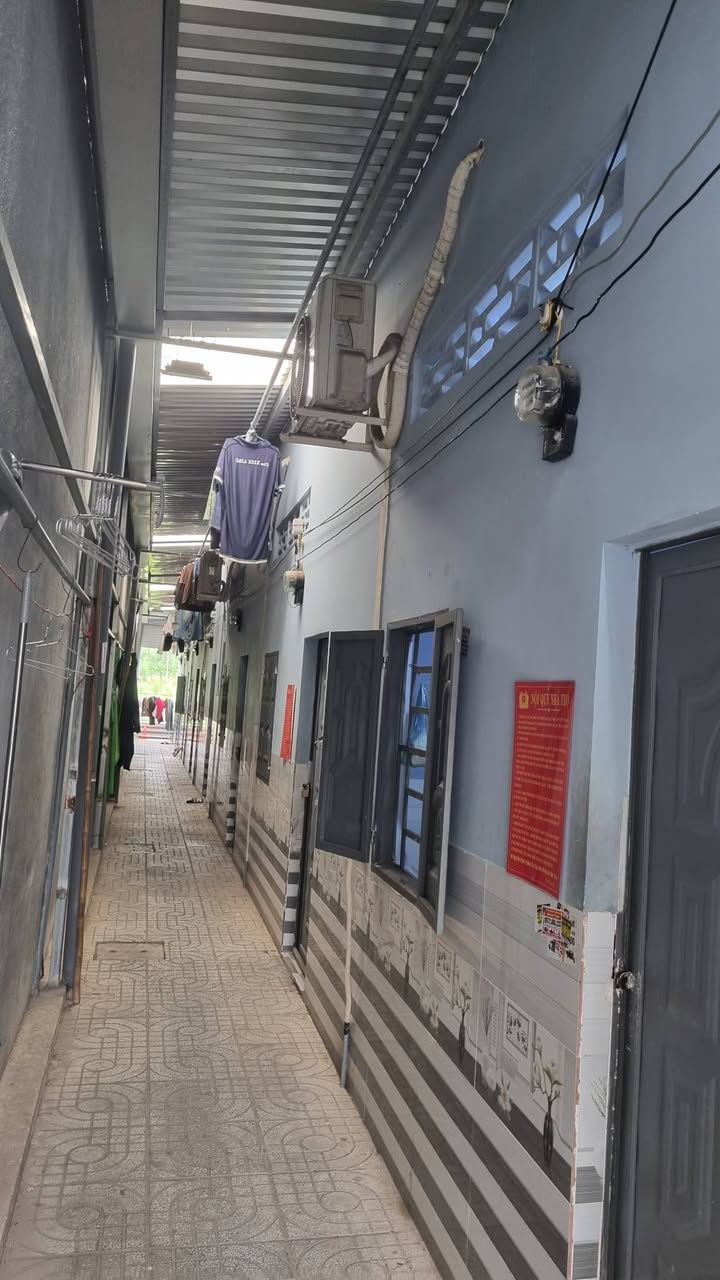 Nhà mặt tiền + 7 phòng trọ khu 14, Long Đức 243m² giá 4.515 tỷ - Cơ hội đầu tư sinh lời!