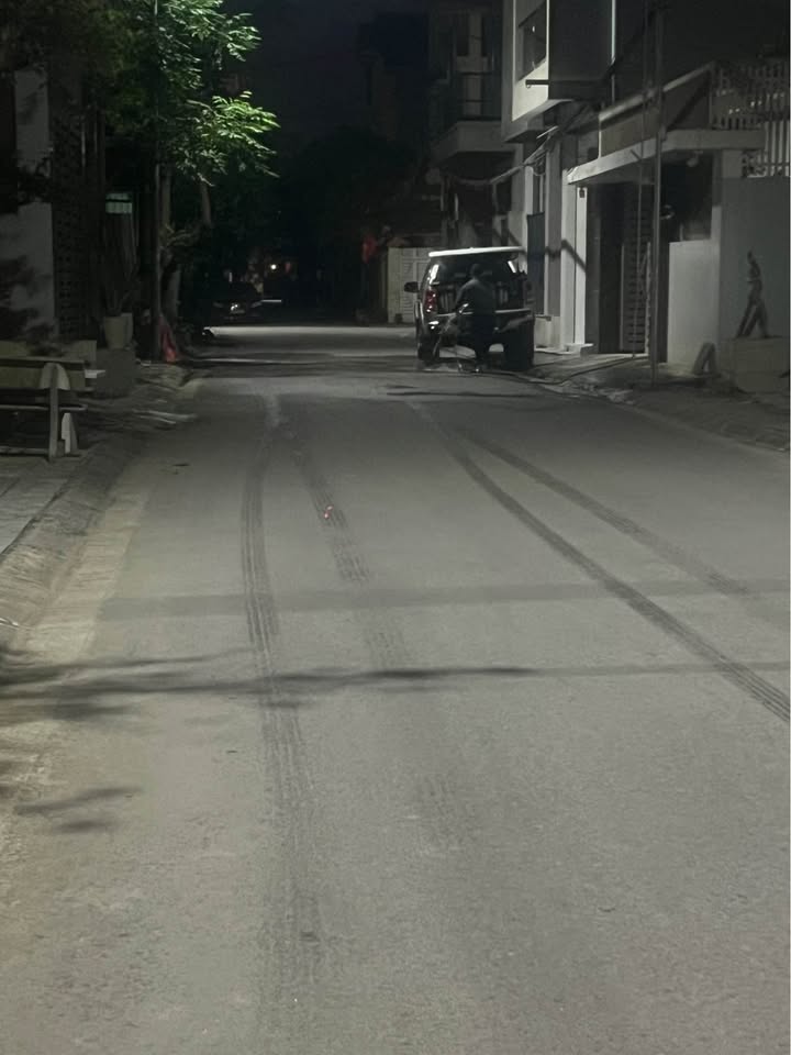 Đất Hưng Lộc Vinh 175m² giá 9.625 tỷ - An ninh tốt, đường rộng 15m!