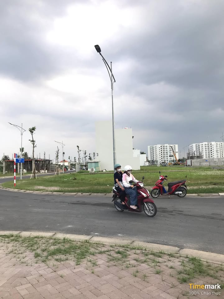 Đất nền góc 3 mặt tiền Lê Trọng Tấn 213m² - Đầu tư sinh lời ngay tại Cái Răng!