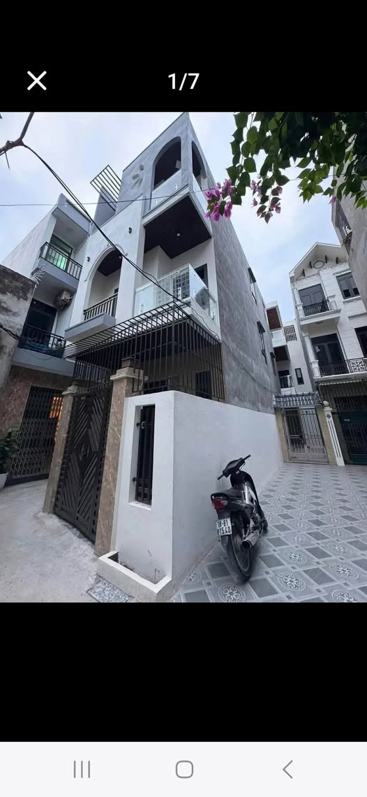 Nhà 3 tầng ngõ đường Điện Biên, Tp Nam Định 55.5m² giá 2.75 tỷ - Lô góc thoáng mát!