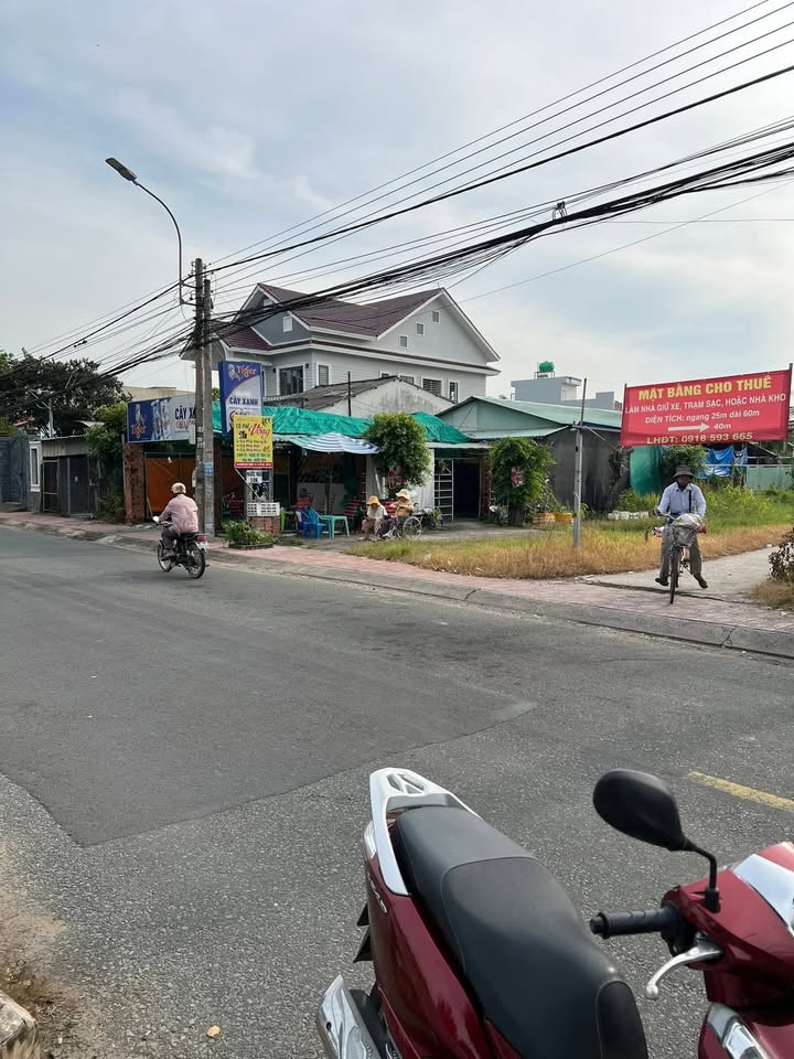 Đất nền Tân An 95m² giá 990 triệu - Sổ hồng chính chủ, vị trí đẹp!