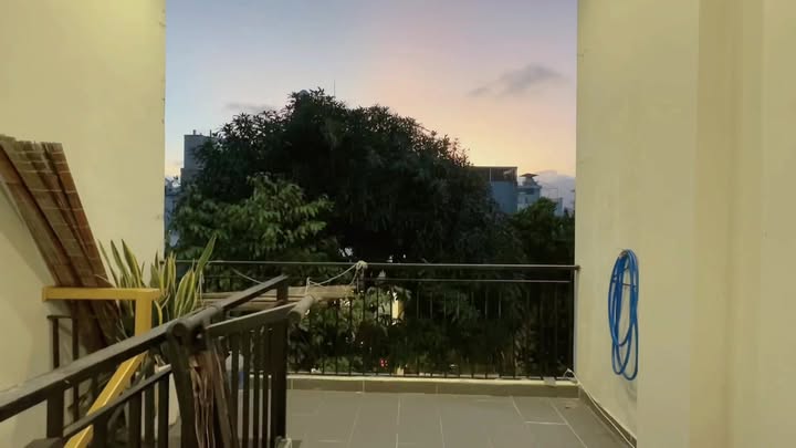 Căn hộ 1 phòng ngủ tại Đà Nẵng 5.7 triệu - Ban công thoáng mát, gác lửng rộng rãi!