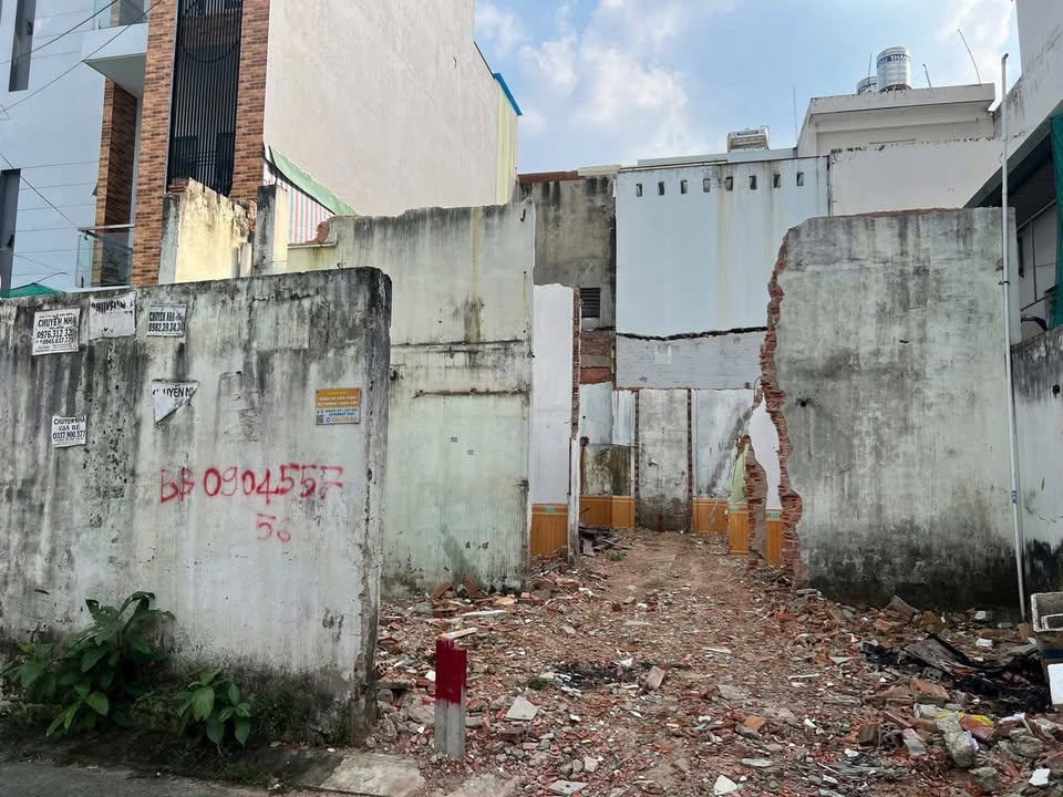 Đất hẻm xe hơi đường 385 Tăng Nhơn Phú A Thủ Đức 62.4m² giá 4.5 tỷ - Khu dân cư văn minh!