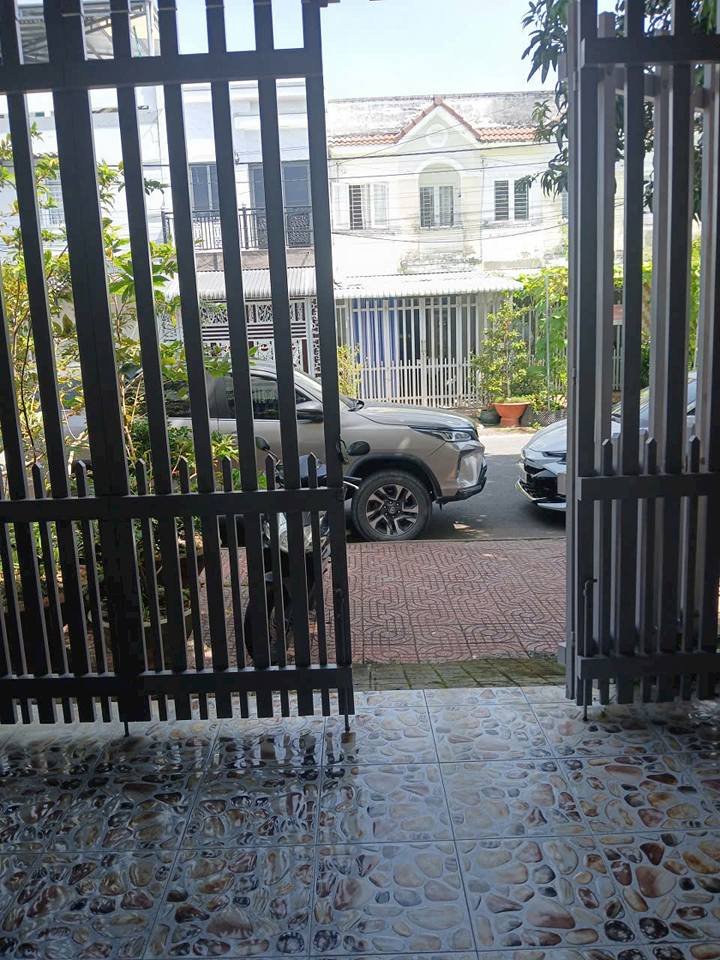 Nhà phố Phước Hậu, Vĩnh Long 69m² giá 2.1 tỷ - Sổ đỏ chính chủ, thương lượng ngay!