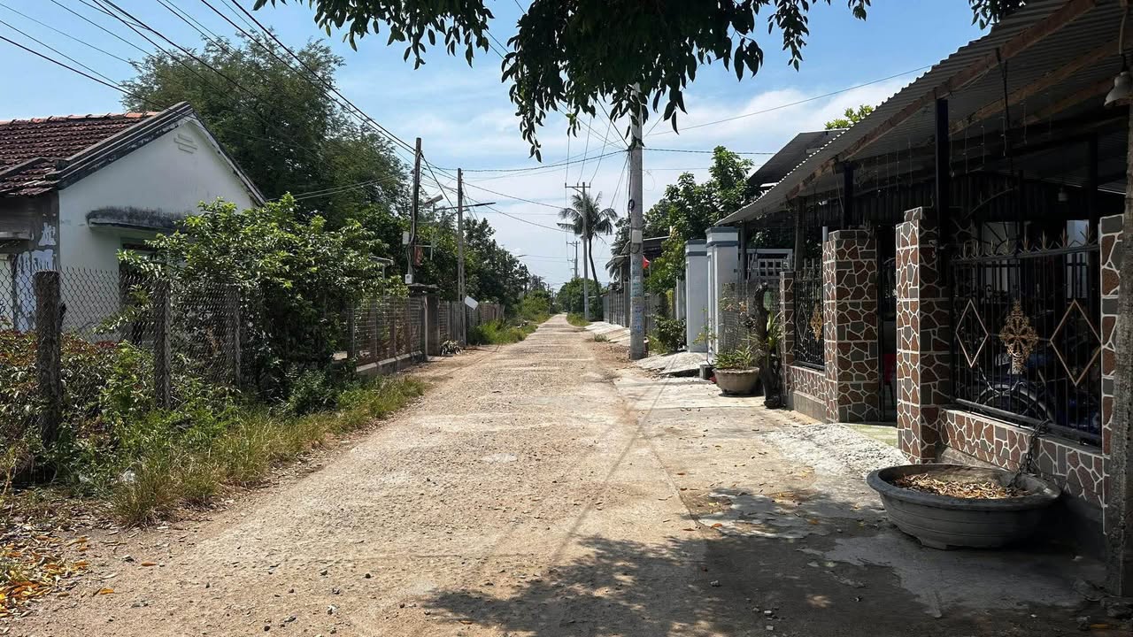 Đất nền Tân Phú Vạn Ninh 171m² giá 714 triệu - Đường thông ô tô thuận tiện!