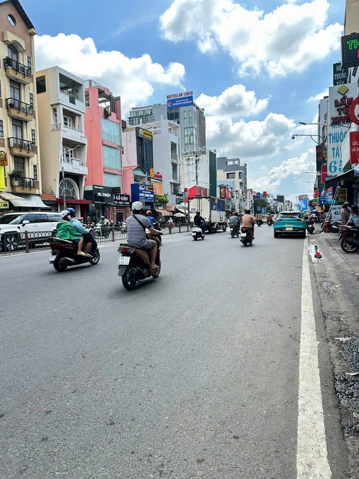 Nhà phố quận 8 44m² giá 4 tỷ - Sổ hồng riêng, hoàn công đầy đủ!