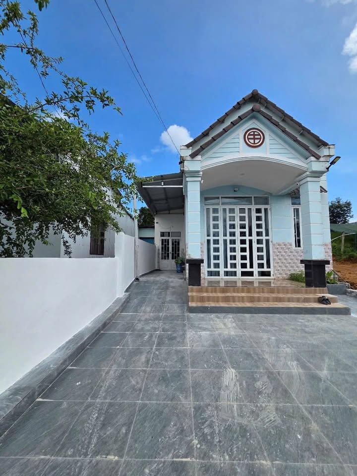 Nhà cho thuê hẻm Ngô Tất Tố, Lộc Châu 2PN giá 3.5 triệu - Nhà đẹp sạch sẽ, tiện nghi!