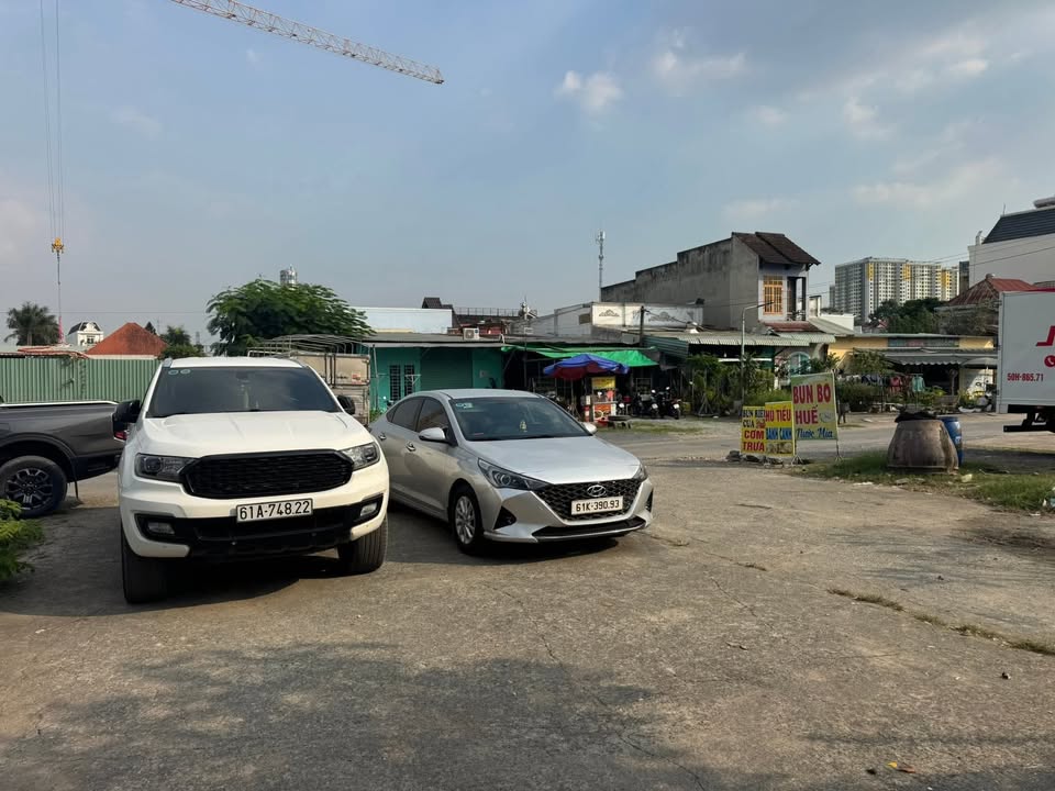 Đất mặt tiền đường 22m, đối diện Chung cư Becon, 380m² - Đầu tư sinh lời ngay!