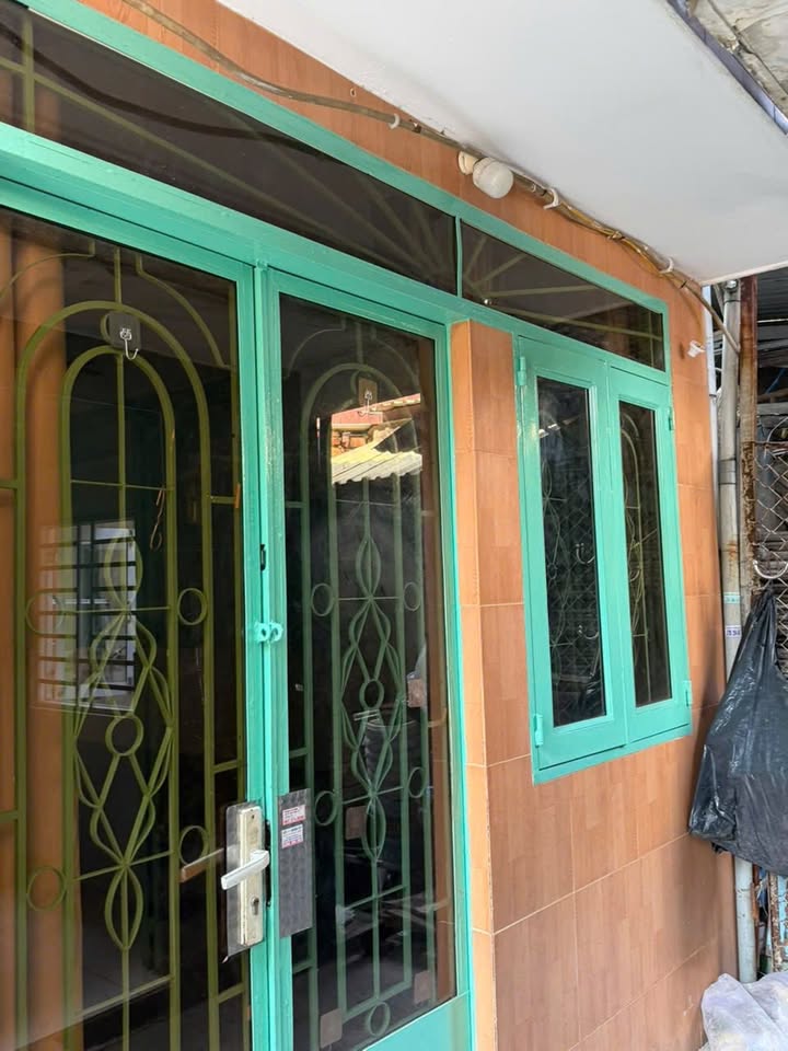 Nhà bán đường Âu Dương Lân, P3, Q8, 18m² giá 2.18 tỷ - Sổ hồng riêng, vị trí đẹp!