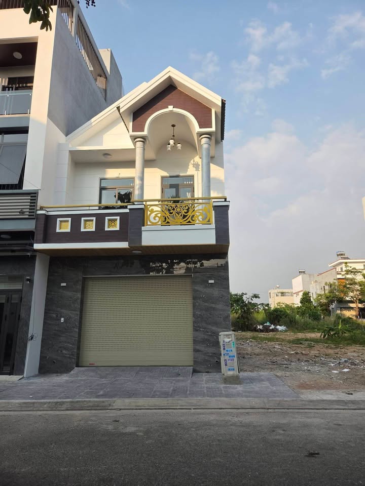 Căn nhà 120m² tại đường Chu Văn An, Bà Rịa - Vũng Tàu giá 5.1 tỷ - Nhà mới xây, thiết kế hiện đại!