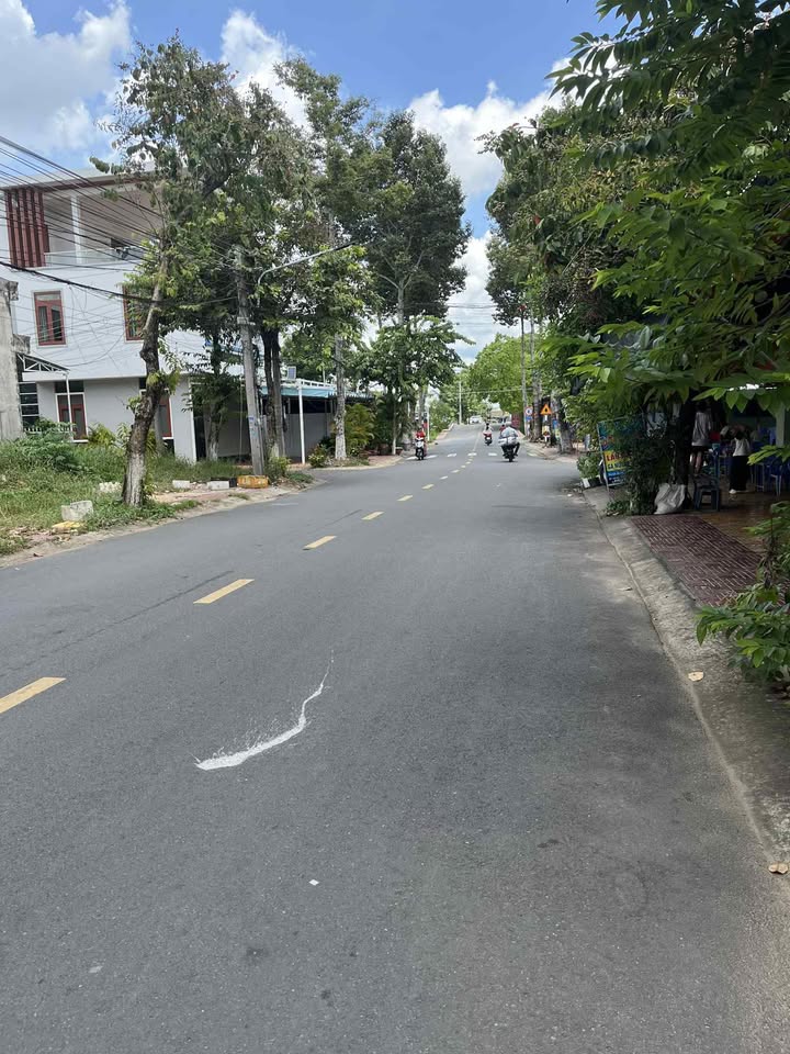 Đất mặt tiền Đường Hồ Tùng Mậu, Sa Đéc 85m² giá 2 tỷ - Đường ô tô rộng rãi!