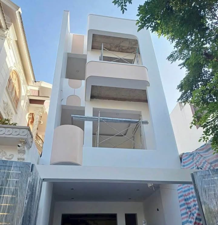 Nhà phố cao cấp KDC Bửu Long 81m² giá 5.6 tỷ - Thiết kế hiện đại, tiện nghi