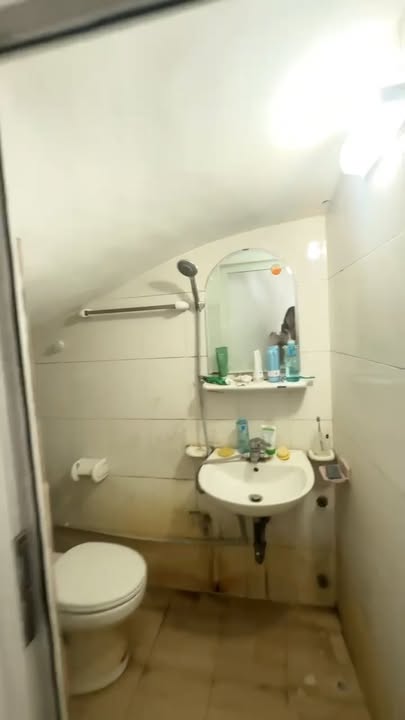 Phòng cho thuê tại 47 Văn Cao, Ba Đình, 3.5 triệu - Đầy đủ tiện nghi