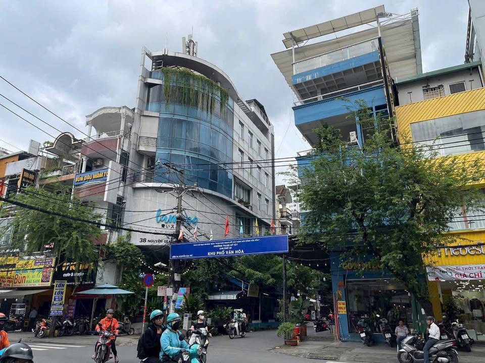 Tòa CHDV đường 12m, P.25, Bình Thạnh, 210m² giá 33 tỷ - Đầu tư sinh lời bền vững!