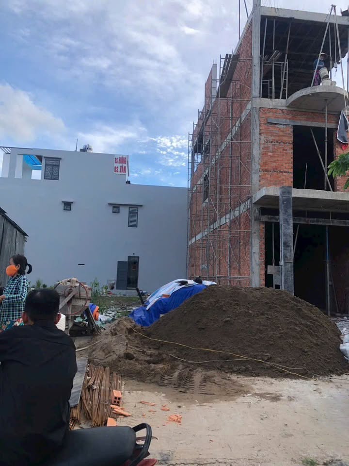 Đất nền Khu Văn Hoá Tây Đô Cái Răng 100m² giá 4.2 tỷ - Đầu tư lý tưởng!