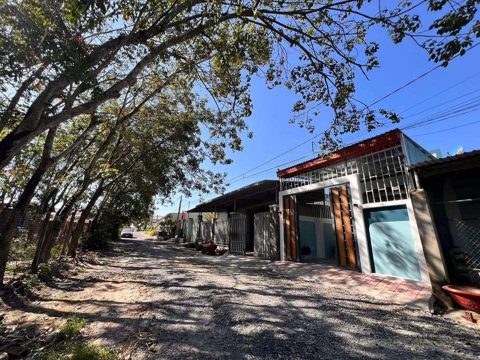 Nhà cấp 4 Ninh Thạnh, Tây Ninh 160m² giá 1.55 tỷ - Tặng full nội thất!