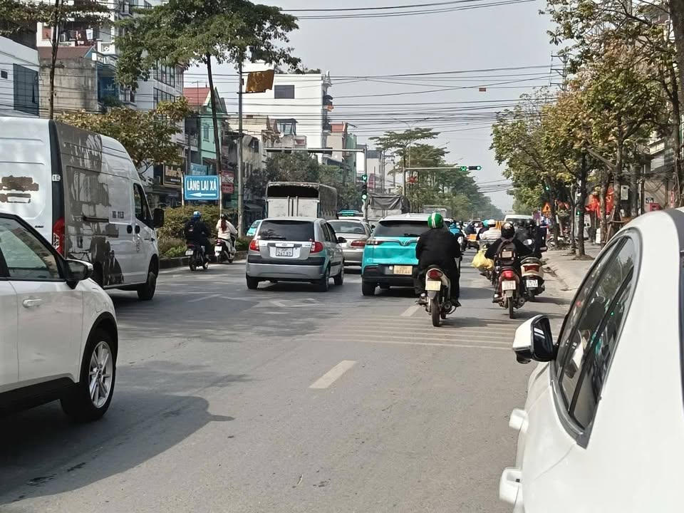 Đất Lai Xá Hoài Đức 33m² giá 5 tỷ - Vị trí vàng gần Đại học Thành Đô!