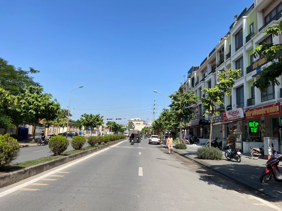 Đất phân lô Ngọc Hồi 30m² giá 5.6 tỷ - Đầu tư sinh lời ngay!