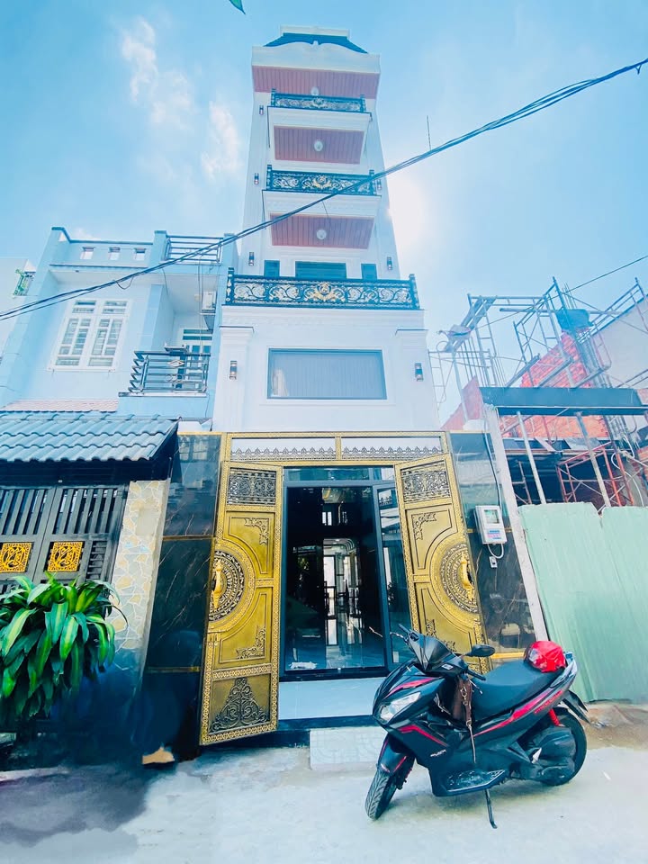 Nhà đẹp 4 tầng đường Số 12, quận Bình Tân, diện tích 80m² - Giá 8.96 tỷ, thang máy 450Kg!