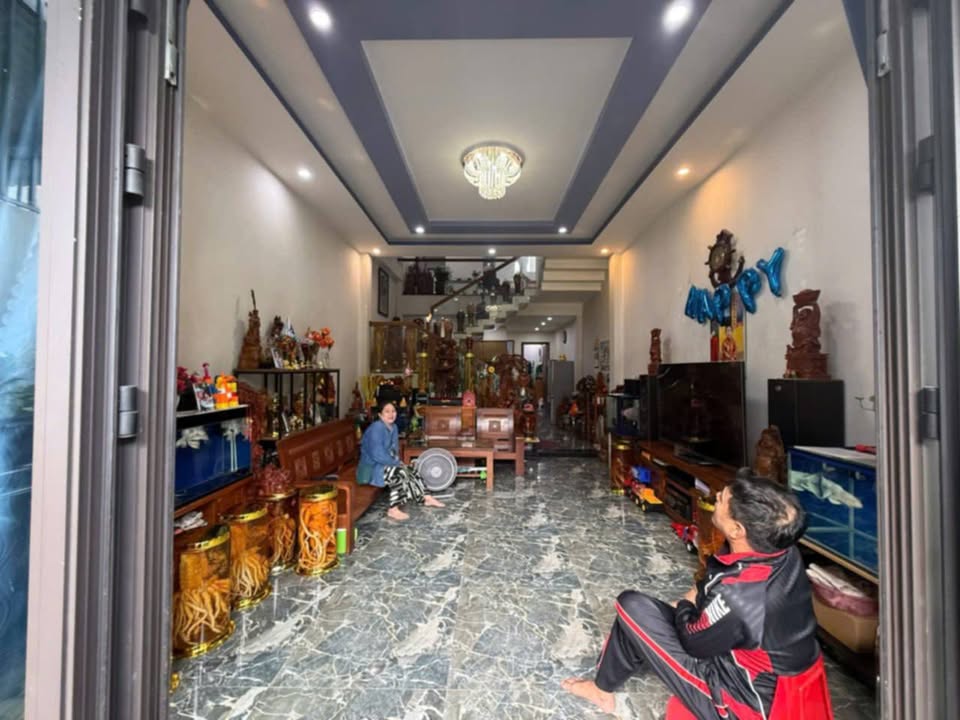 Nhà 2 tầng mê lệch Hòa Khánh Bắc Đà Nẵng 82m² giá 4.2 tỷ - Sẵn sàng vào ở ngay!