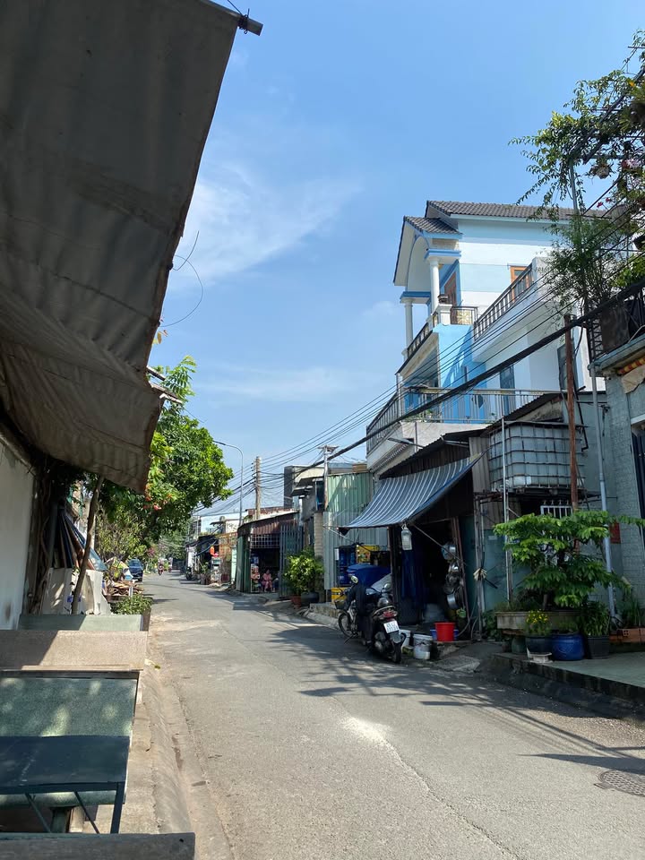 Đất Bình Hòa - Thuận An 100m² giá 3.1 tỷ - Đang cho thu nhập 6 triệu/tháng!