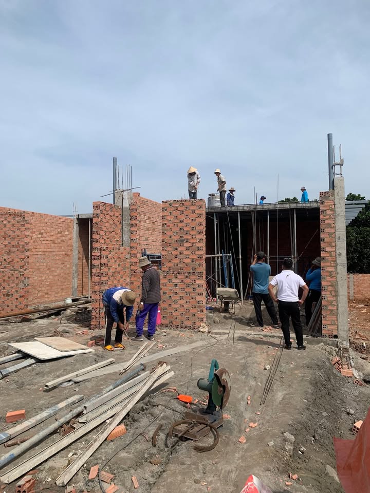 Đất thổ cư 100% Trảng Bom 100m² giá chỉ 960 triệu - Mặt tiền đường nhựa thông thoáng!