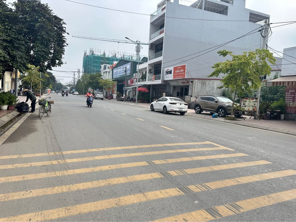 Nhà 2 tầng mặt đường Trang Quan, An Đồng 120m² - Đầu tư sinh lời ngay!