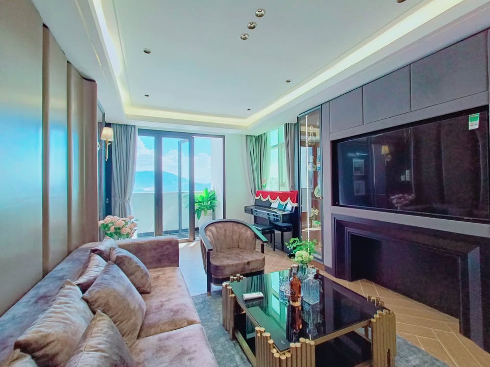 Căn hộ Mường Thanh 95m² giá 6.2 tỷ - View biển cực đẹp ngay Trần Phú!