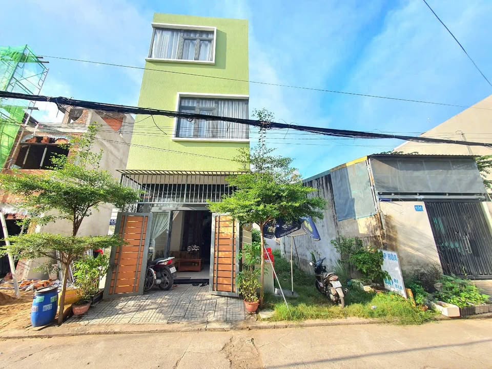 Bán đất mặt tiền hẻm 4 đường 100A, quận 9, 57m² - Giá chỉ 3.8 tỷ