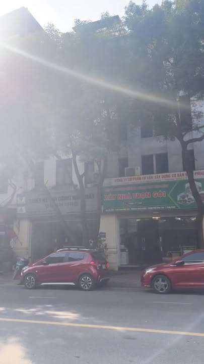 Bán gấp FrontHouse mặt phố Lý Nam Đế, Vĩnh Yên 120m² giá 11 tỷ - Đầu tư sinh lời cao!