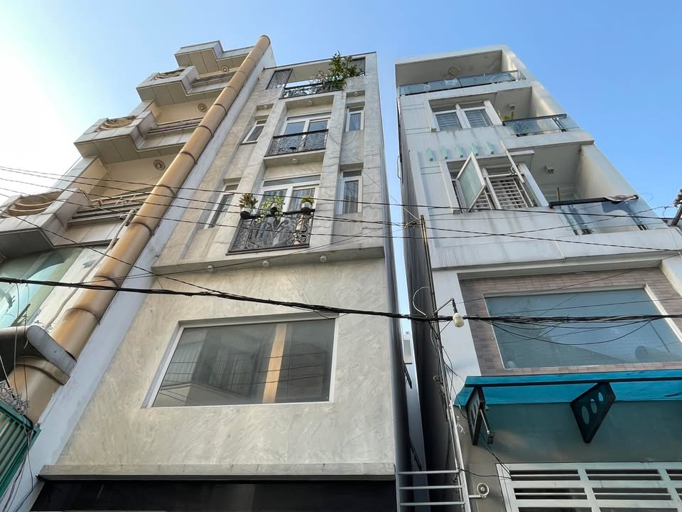 Căn hộ dịch vụ 5 tầng tại Phú Nhuận 19m² giá chỉ 11.99 tỷ - Thu nhập ổn định 30 triệu/tháng!