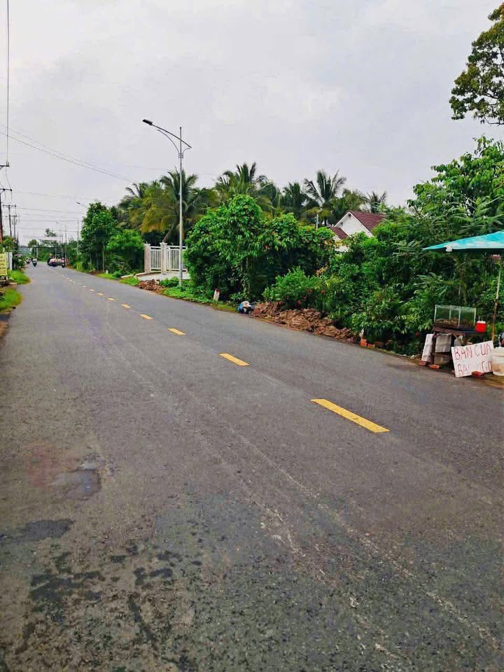 Bán đất mặt tiền đường Mai Văn Bộ, phường Thuận Hưng, quận Ô Môn, TP Cần Thơ - Diện tích 1000m², hướng Đông Nam