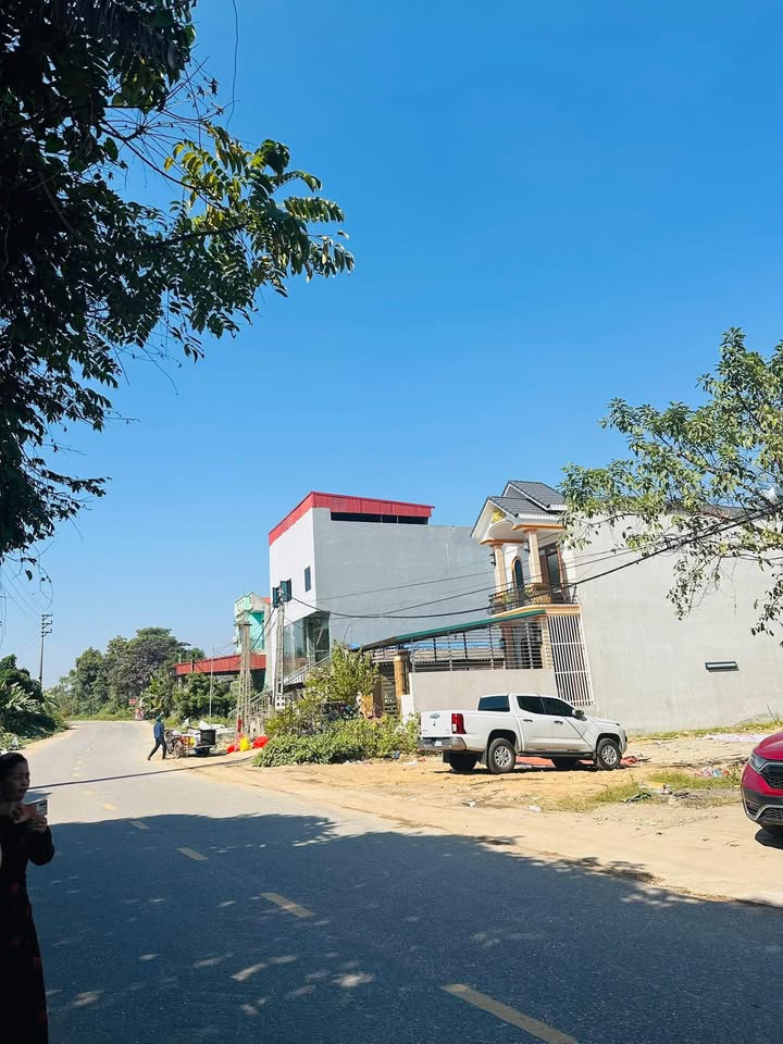 Đất nền Yên Thạch Sông Lô 100m² giá 1.4 tỷ - Gần khu công nghiệp, trường học!