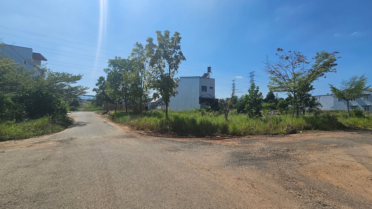 Đất nền Lộc Sơn Bảo Lộc 151m² giá 2.7 tỷ - Lô góc 2 mặt tiền đẹp