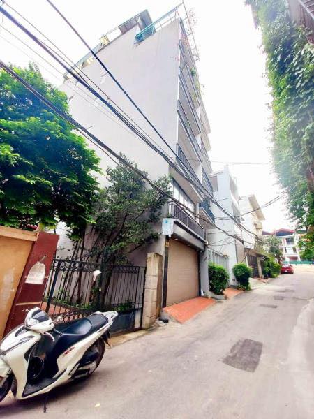 Đất mặt phố Trích Sài Tây Hồ 180m² giá 40 tỷ - Vị trí đắc địa sát Hồ Tây!