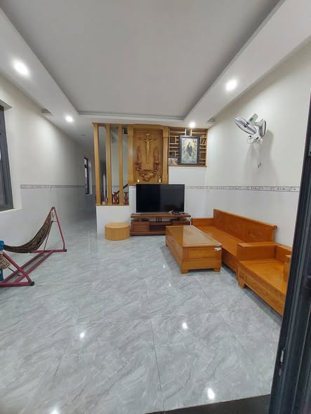 Nhà 180m² tại Tái Định Cư Phú Sơn, Trảng Bom - Giá chỉ 2.95 tỷ - Tặng nội thất đầy đủ!