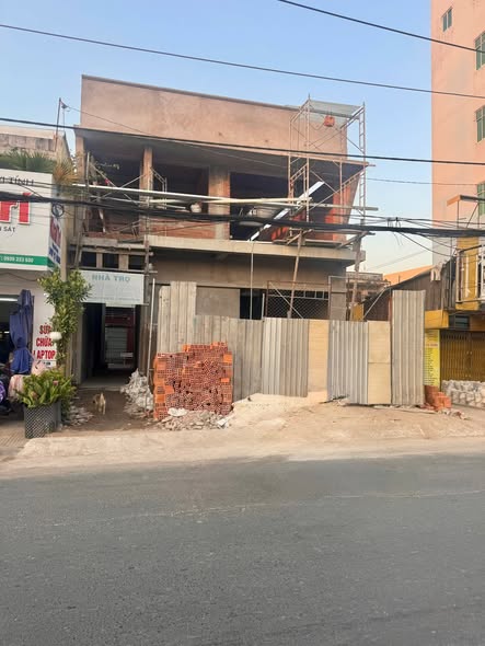 Nhà mặt tiền Hà Hoàng Hổ, phường Mỹ Xuyên, 1 trệt 1 lầu giá 40 triệu - Vị trí kinh doanh sầm uất!