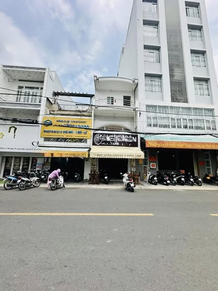 Cho thuê mặt bằng tầng trệt đường Lý Tự Trọng 112m² giá 13 triệu - Vị trí đắc địa tại trung tâm!