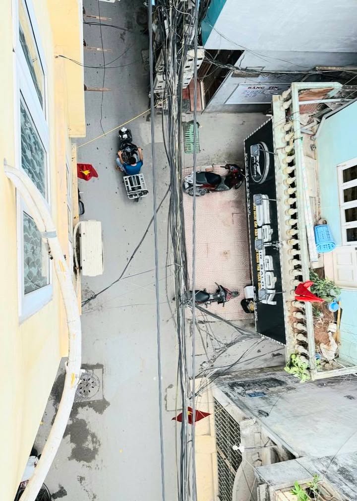 Nhà phố Trung Phụng Đống Đa 38m² giá 10.5 tỷ - Kinh doanh sầm uất, ô tô vào tận nơi!