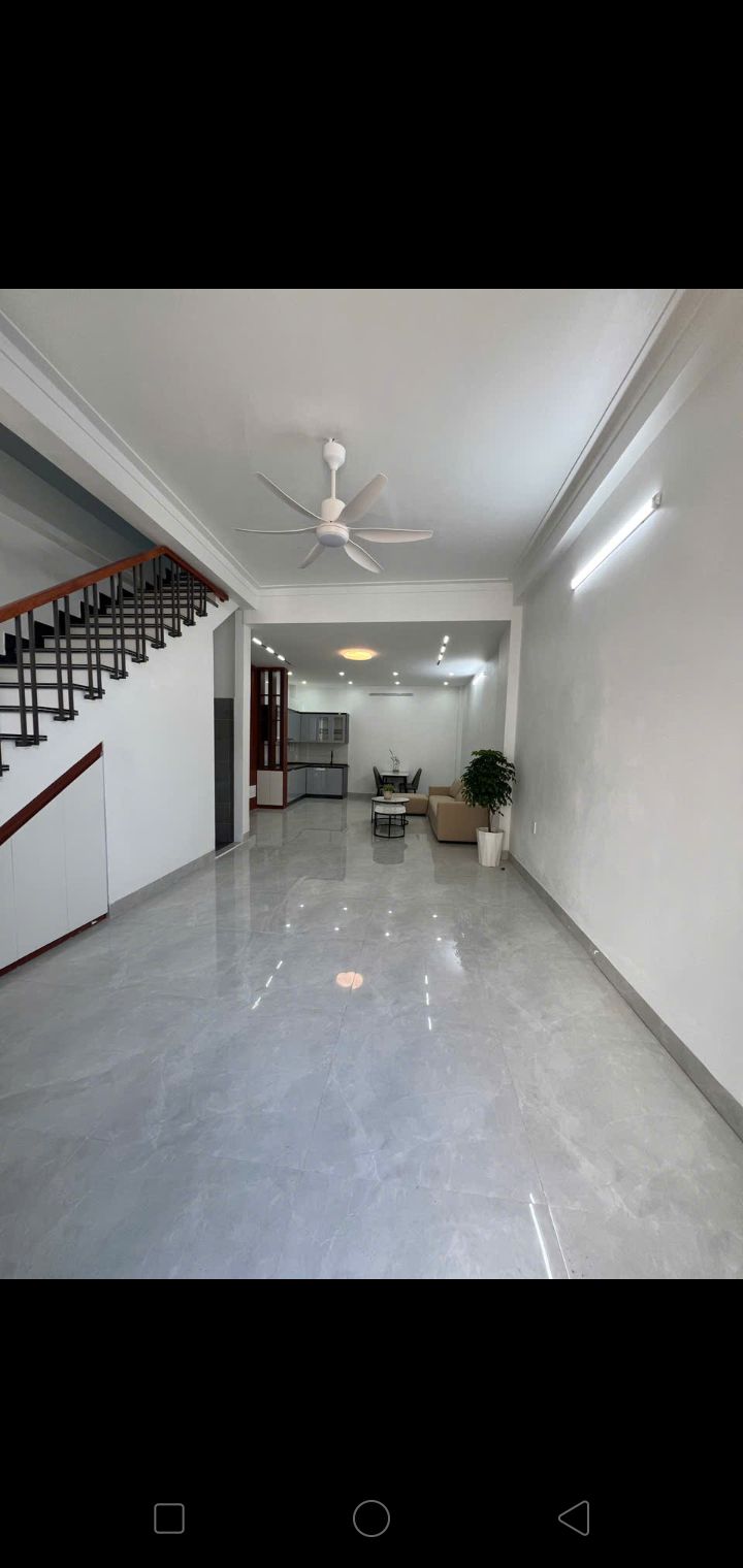 Nhà 3 tầng mới xây tại phường Đông Hương, Thanh Hóa 58.6m² giá 3 tỷ - Thiết kế hiện đại vào ở ngay!