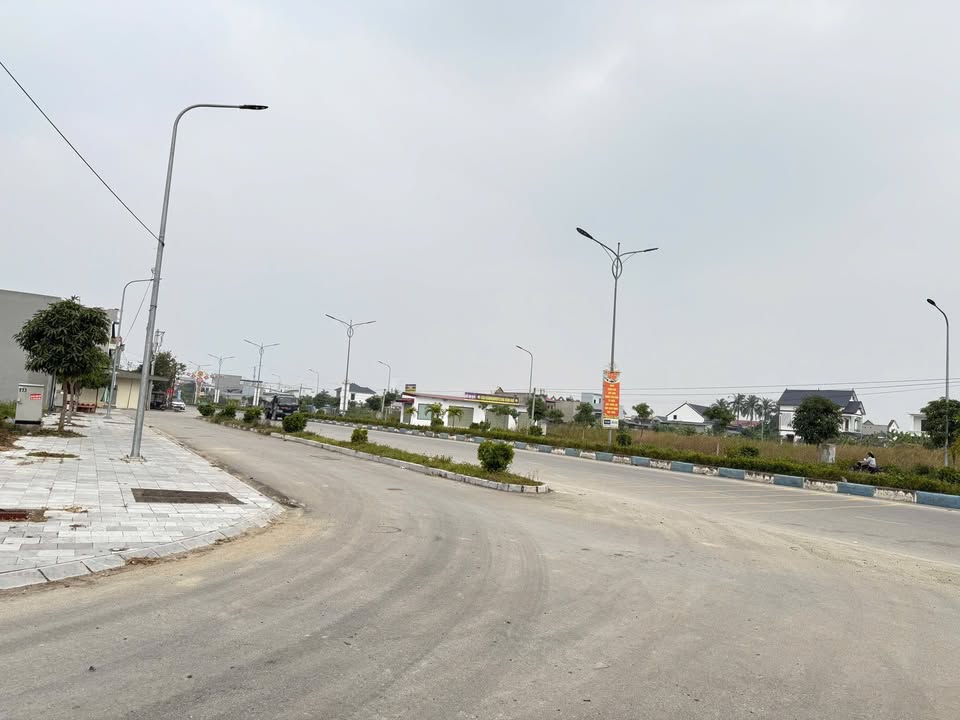 Đất nền Hoằng Thịnh 50m² giá 1.6 tỷ - Vị trí đắc địa, cơ hội đầu tư hấp dẫn!