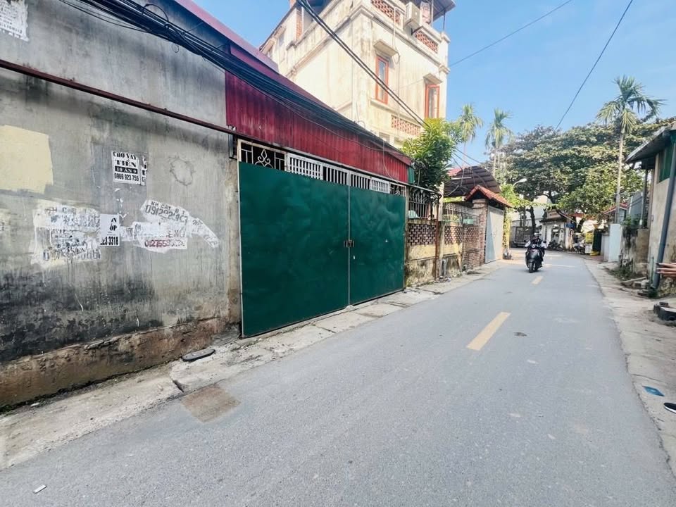 Bán gấp mặt phố Thúy Lĩnh 100m² giá 21.5 tỷ - Kinh doanh sầm uất!