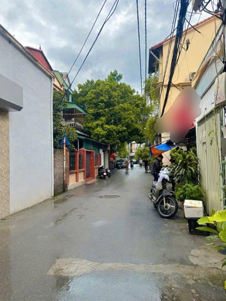 Nhà cho thuê Ngõ 65 Thanh Lân, Vĩnh Hưng 30m² giá 8.5 triệu - Đường lớn ô tô tải đỗ cửa!