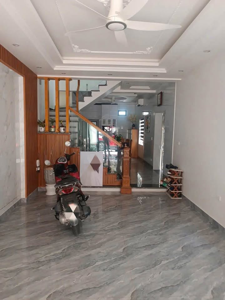 Nhà đẹp 4 tầng tại Văn Cao, Hải Phòng 61m² - Sẵn sàng vào ở ngay!