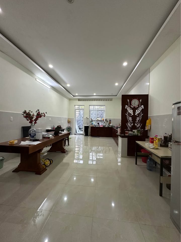 Nhà 1 Trệt 1 Lầu Mặt Tiền Đống Đa, Rạch Giá, 150m² - Kinh Doanh Nhộn Nhịp!