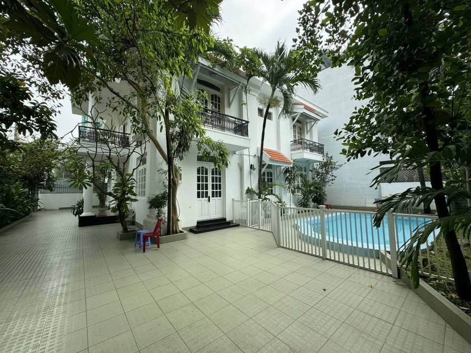 Cho thuê Villa Văn Phòng Thảo Điền 467m² giá 5.000 USD - Không gian lý tưởng cho công việc và sinh hoạt!