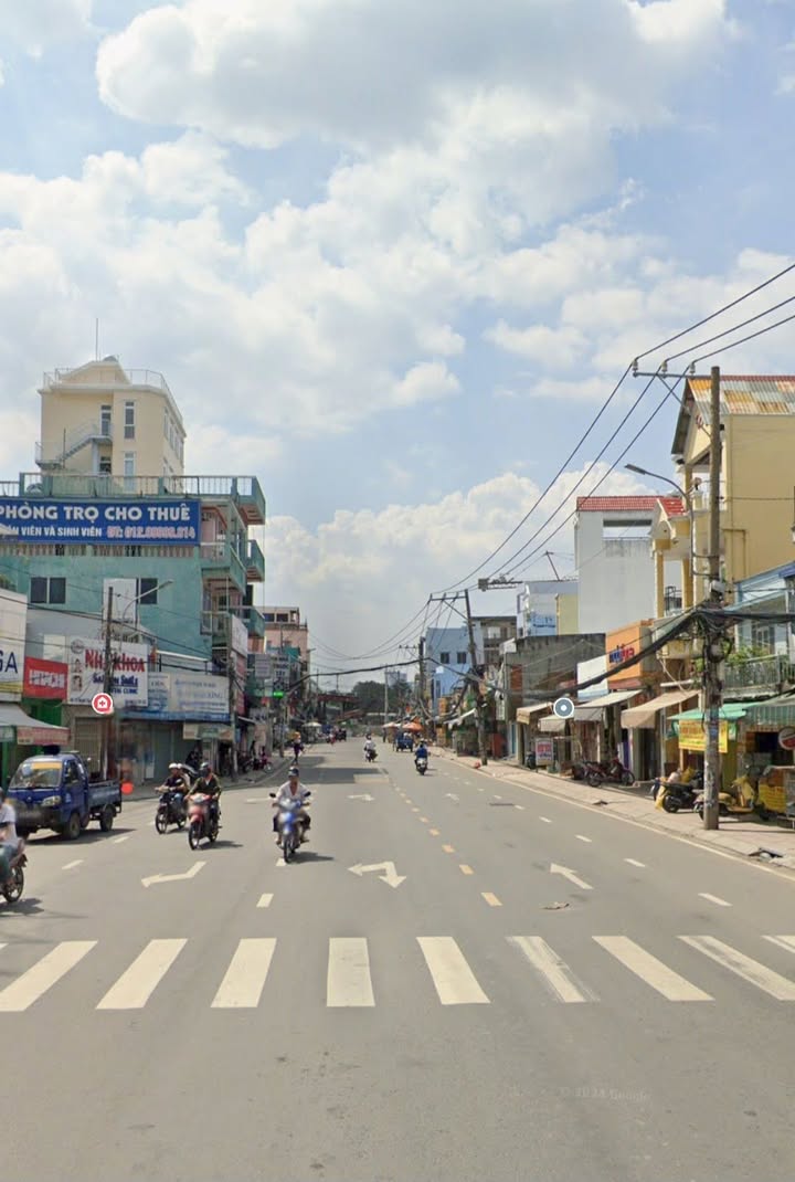 Nhà thuê mặt tiền đường Huỳnh Tấn Phát, Quận 7 - Diện tích 140m² giá 24 triệu/tháng - Thích hợp kinh doanh!